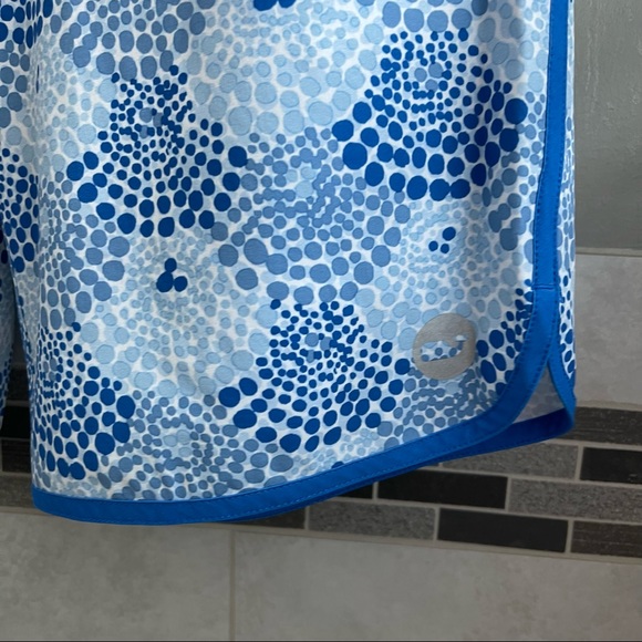 Vineyard Vines 🐳 Boardshorts - Picture 2 of 4